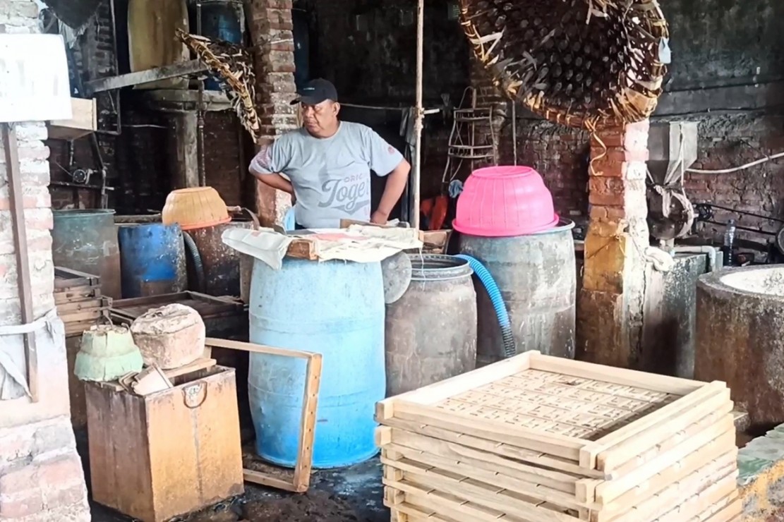 Perajin tahu dan tempe di Desa Sepande Kecamatan Candi Kabupaten Sidoarjo mogok produksi/MI