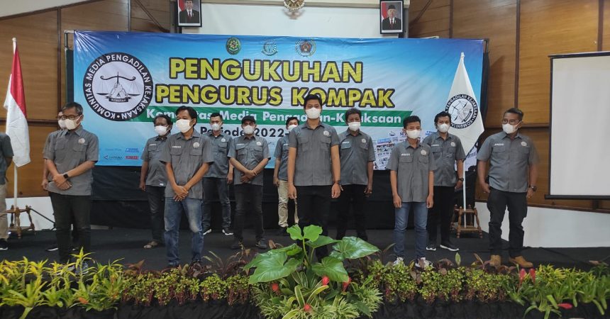 Pengukuhan pengurus Kompak di Batu/ist