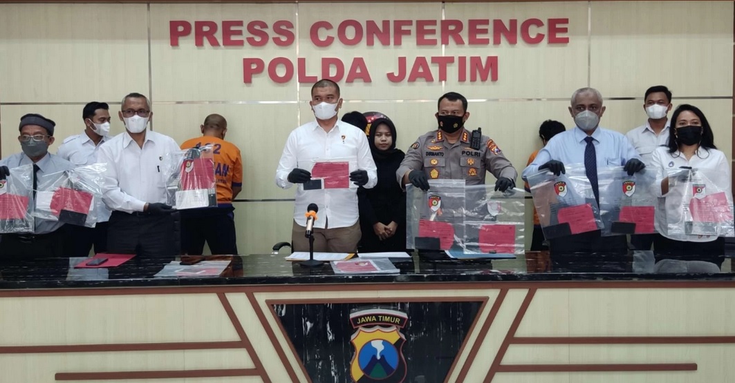 Pengungkapan kasus mafia bola di Mapolda Jatim/metrotv