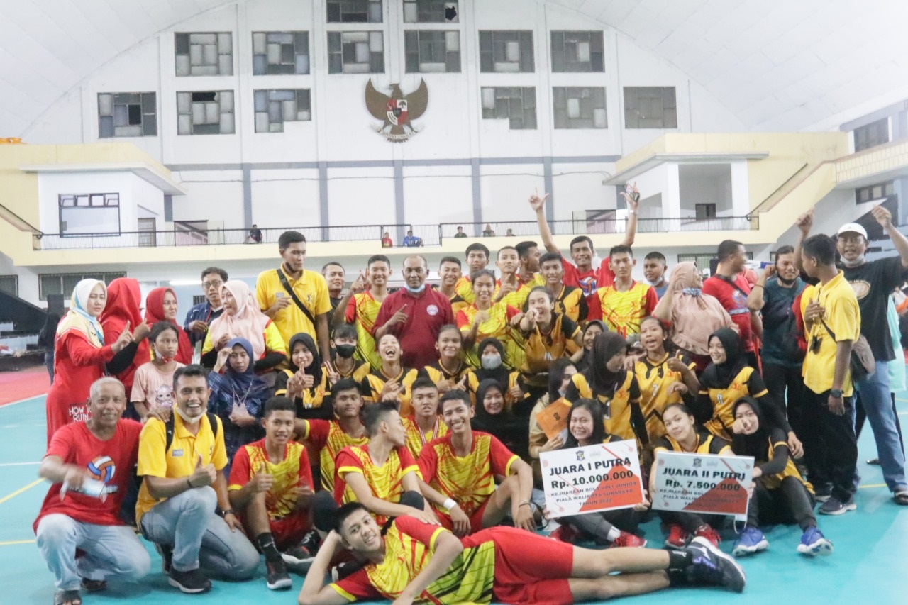 Voli Putri Bank Jatim Juara Piala Wali Kota