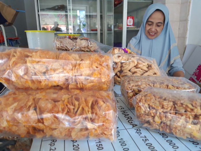 Aroma Keripik Tempe Sanan Malang Memudar, Tergencet Harga Minyak Goreng