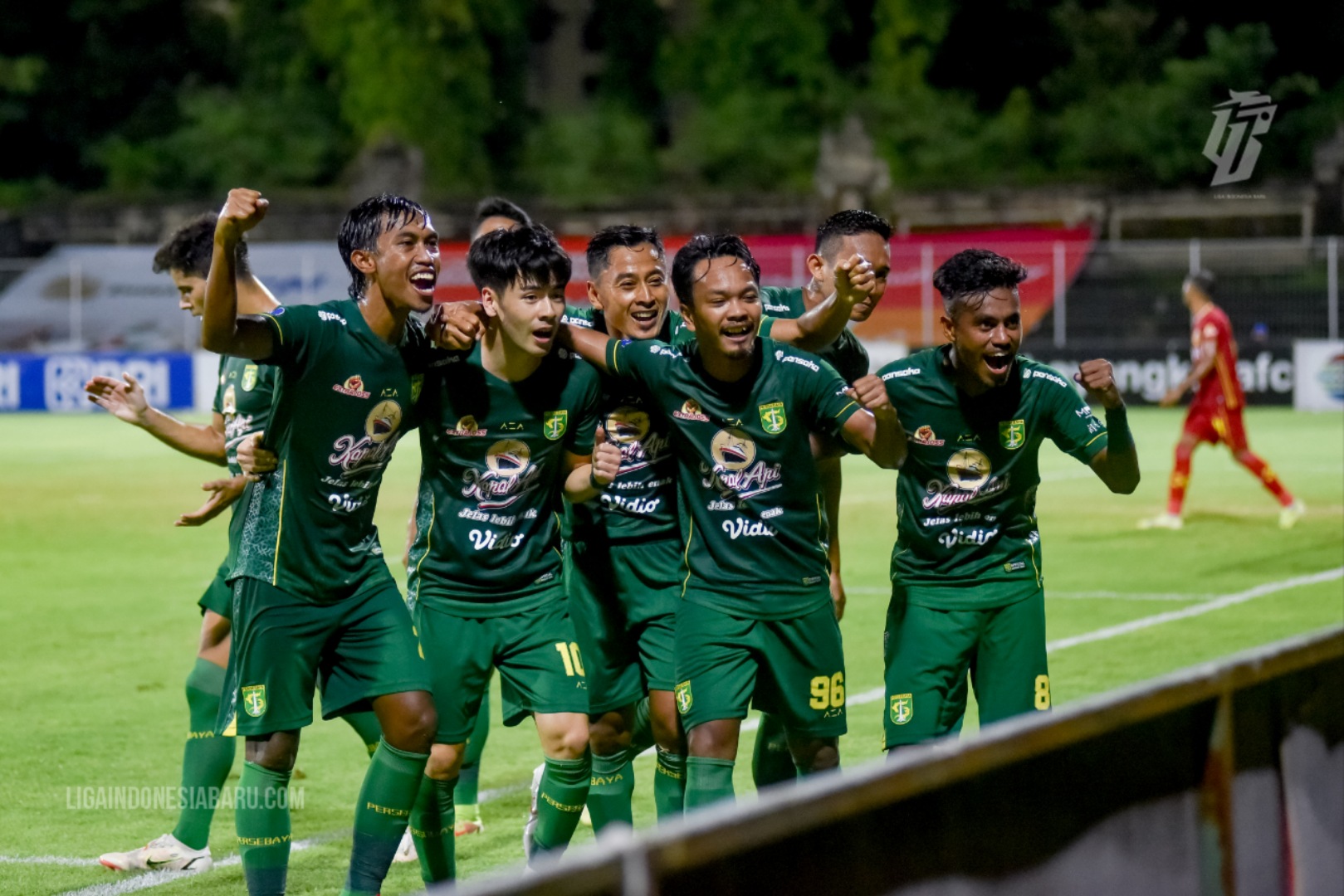 Selebrasi pemain Persebaya/lib