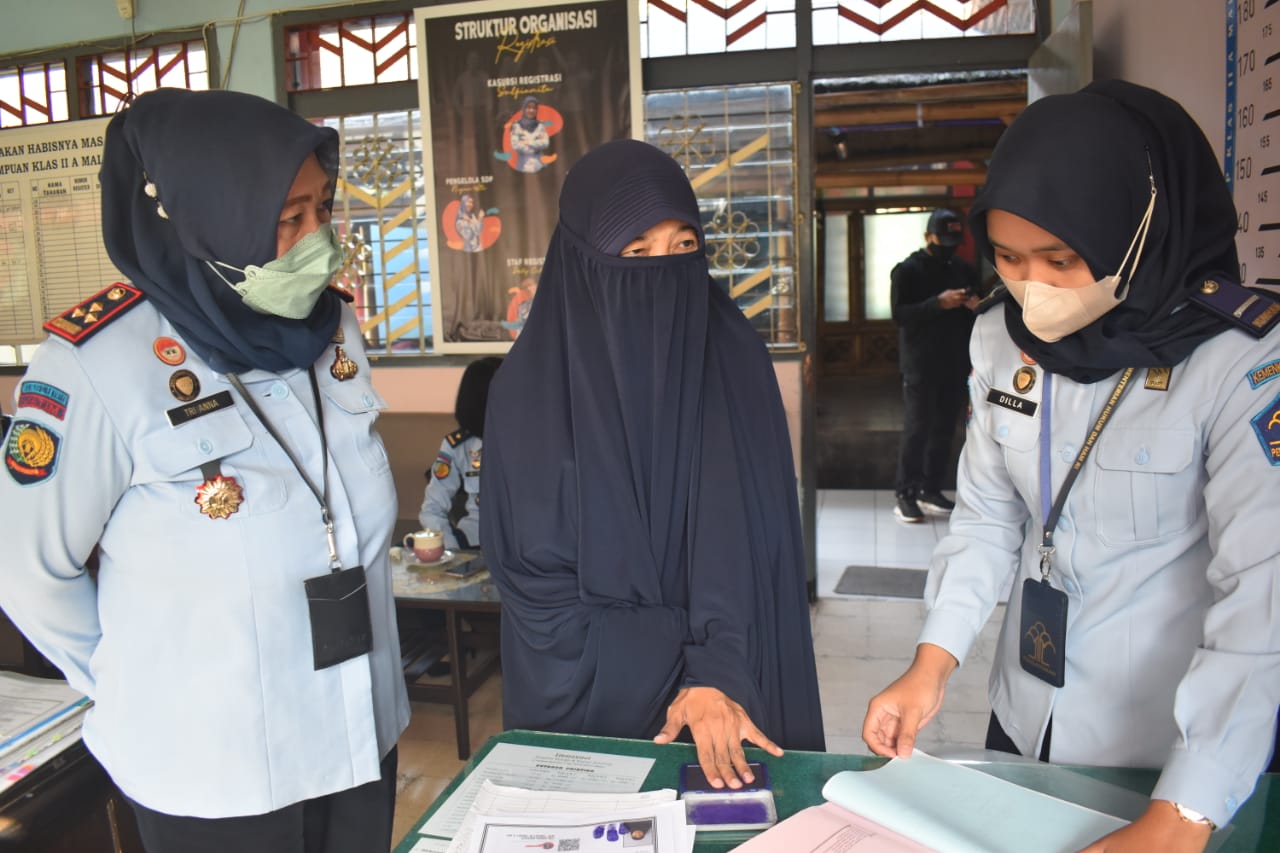 A bebas dari Lapas perempuan di Malang (Foto/ Hum)