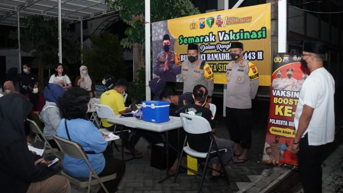 Kegiatan vaksinasi diawali di Masjid As Sidiq Polresta Sidoarjo/MI