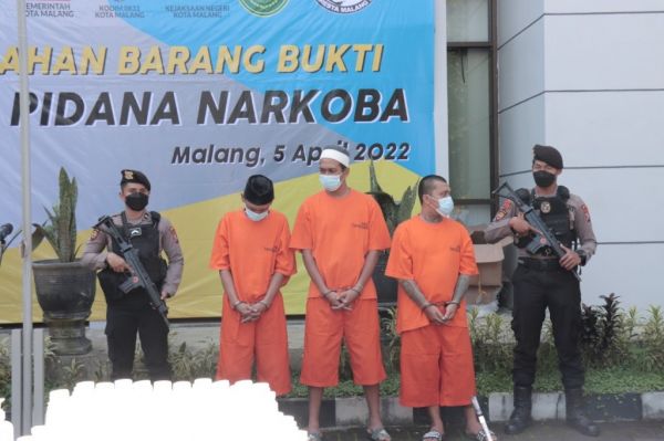 BNN dan Polresta Malang Musnahkan 18,6 Kg Narkoba