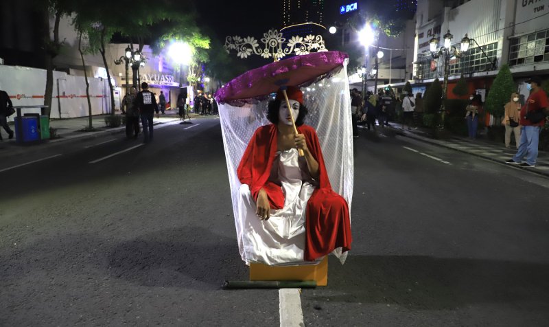 Salah satu pertunjukan di Tunjungan Romansa (Foto / Istimewa)