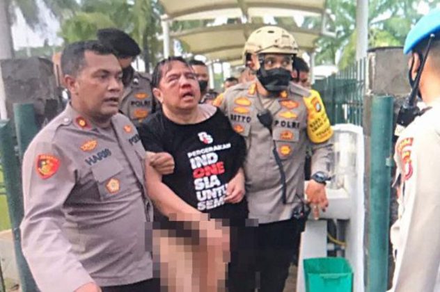 Terobos Massa Beringas, Mantan Kapolres Mojokerto Selamatkan Nyawa Ade Armando