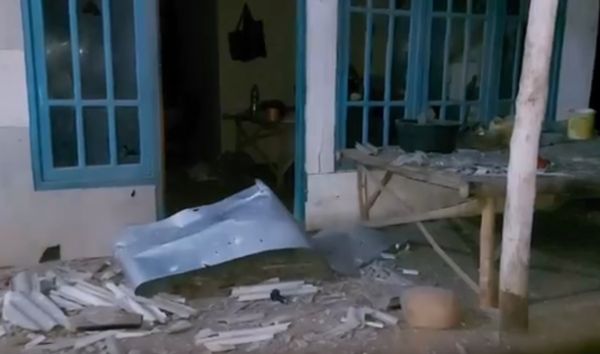 3 Rumah Warga Grati Rusak Terkena Mortir Nyasar, Milik TNI?