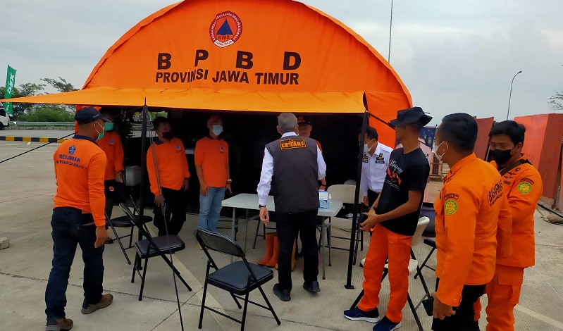 BPBD Jatim didrikan pos pantau prokes (Foto / Istimewa)