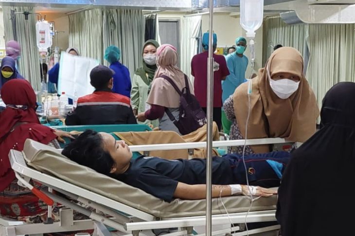 Korban seluncuran Kenprak dirawat di RS Soewandi Surabaya/ist