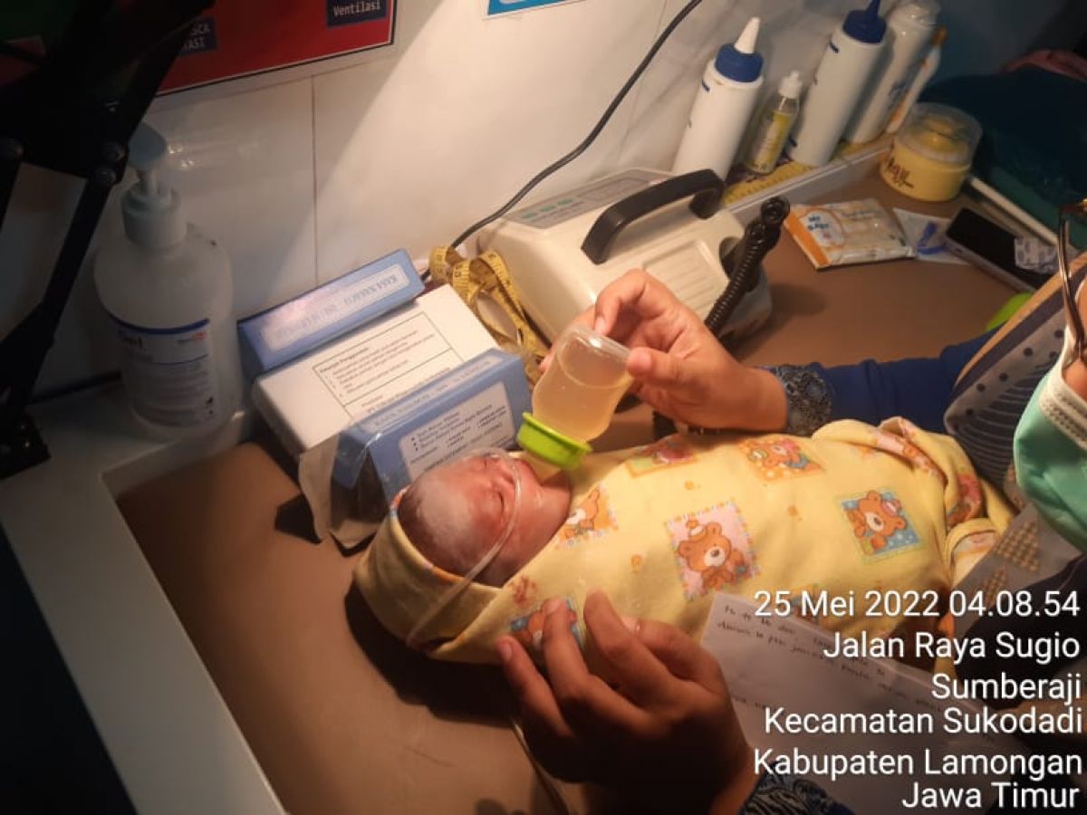 Kondisi bayi perempuan yang dibuang di Lamongan berangsur membaik (Foto / Istimewa)