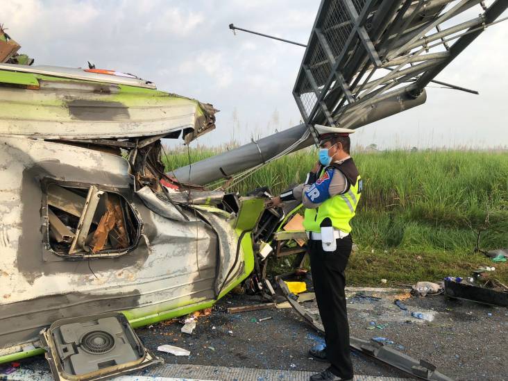 Polisi Rekonstruksi Kecelakaan Bus Pariwisata PO Ardiansyah, Begini Hasilnya