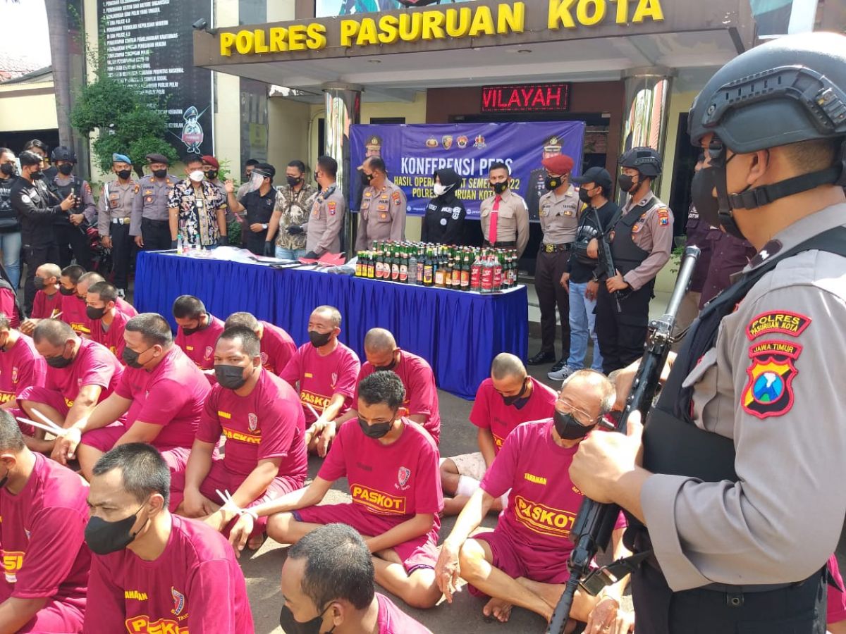 Polres Pasuruan Kota panen pelaku kejahatan (Foto / Metro TV)