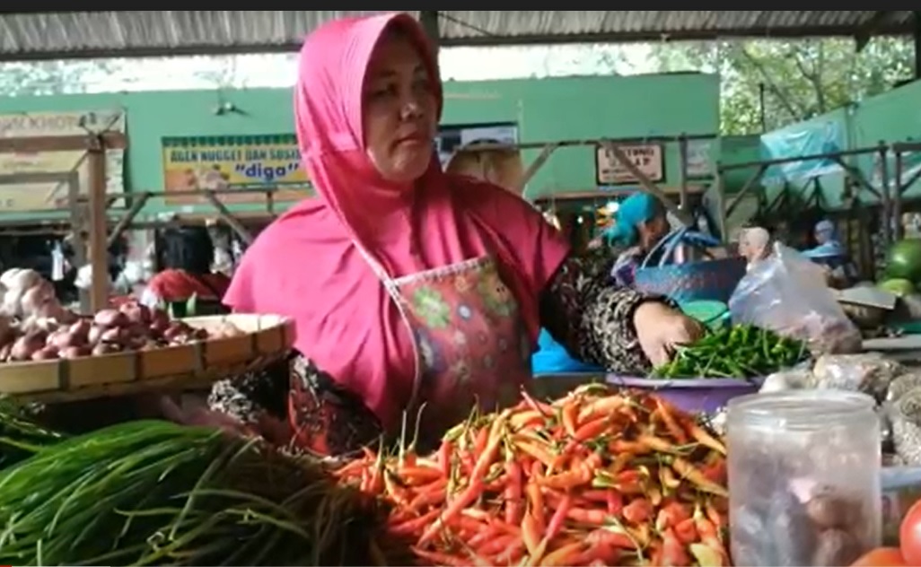 Pedagang di Pasar Kebonagung, Pasuruan/metrotv