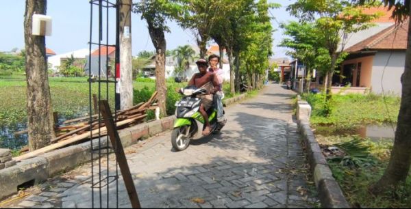 Kalah, Calon Kades di Sidoarjo Tutup Jalan Desa