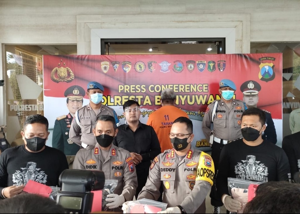 Polresta Banyuwangi, Jawa Timur, akhirnya berhasil menangkap pengasuh sekaligus pimpinan ponpes di Banyuwangi berinisial FZ, 57. Dokumentasi/ Humas Polresta Banyuwangi