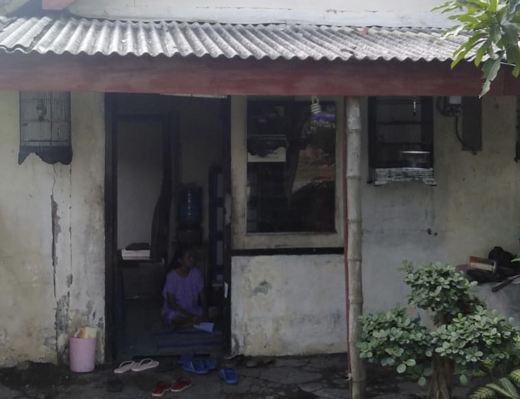 Kondisi rumah Muchammad dan Linda Febriyanto yang anaknya menderita lahir tanpa anus (Foto / Istimewa)