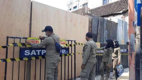 Tak Kantongi IMB, Ruko di Mojokerto Disegel