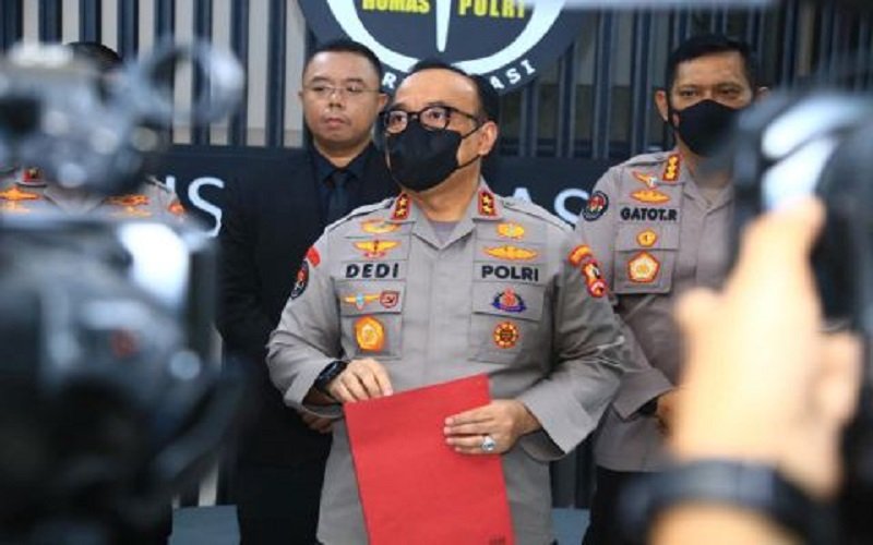 Kepala Divisi Humas Mabes Polri Irjen Dedi Prasetyo (Foto / Istimewa)