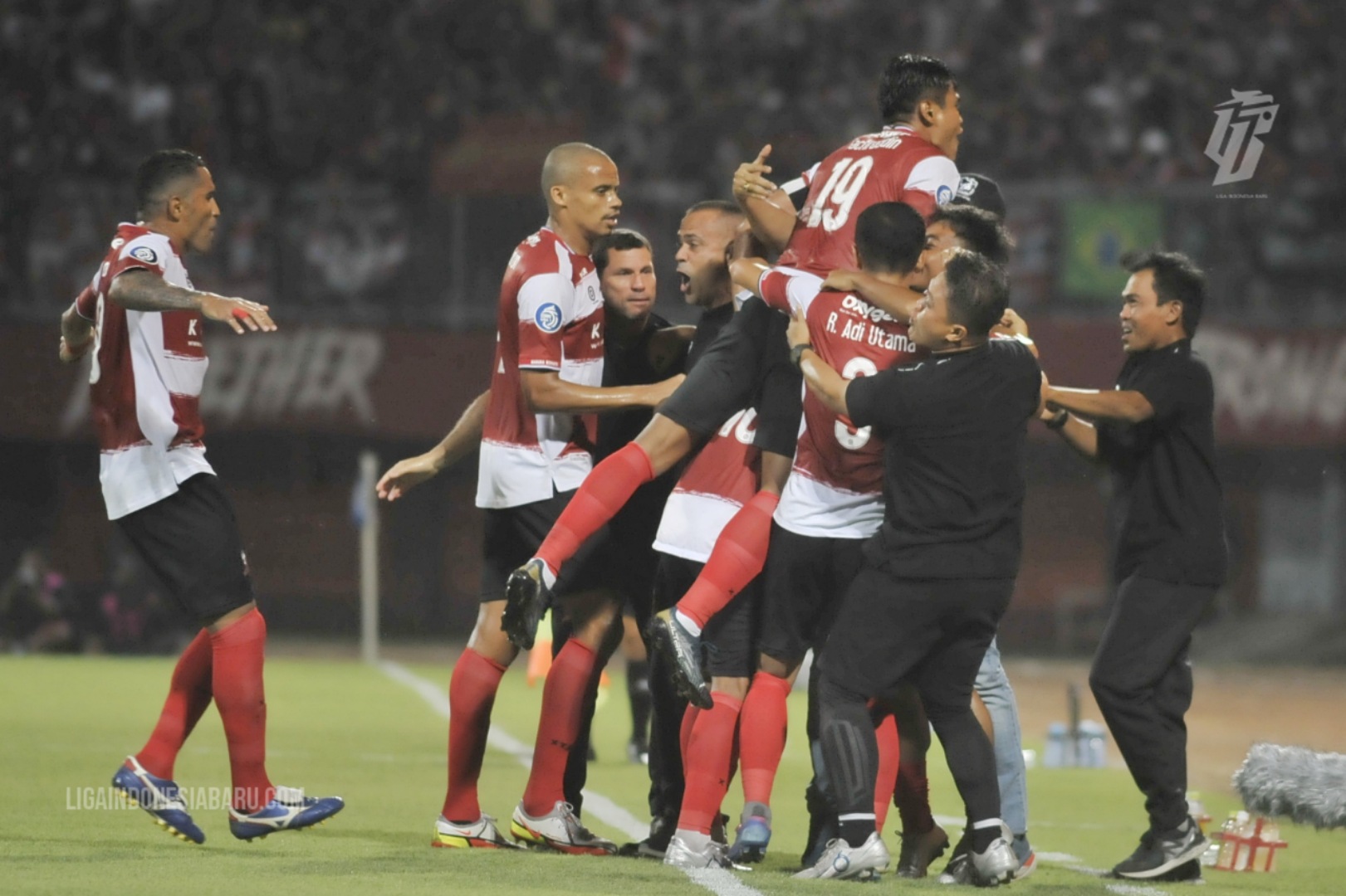 Wow, Madura United Pesta Delapan Gol ke Gawang Barito