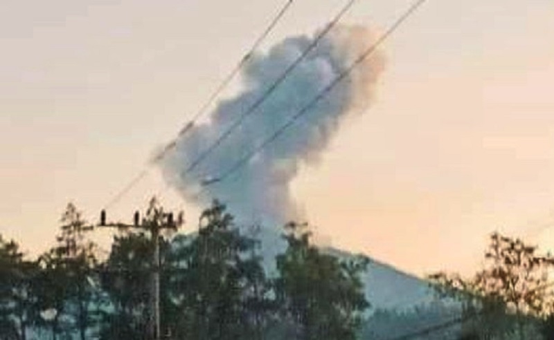 Gunung Raung erupsi (Foto / Istimewa)