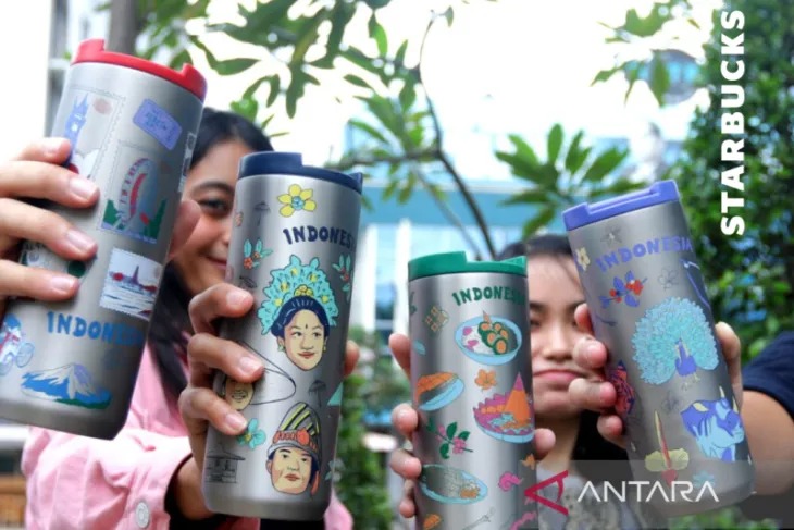 Starbucks Hadirkan Koleksi Baru <i>Beauty of Indonesia</i> dalam Peringati HUT RI ke-77