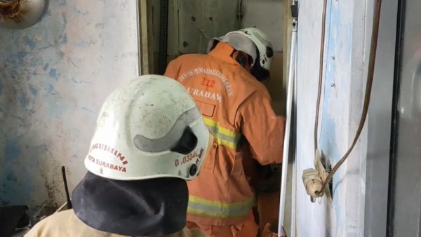 Ular Piton Masuk Rusunawa Gunungsari Surabaya, Penghuni Panik