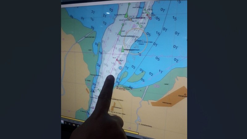 Latihan Anti Serangan Udara, Pesawat TNI AL Jatuh di Selat Madura