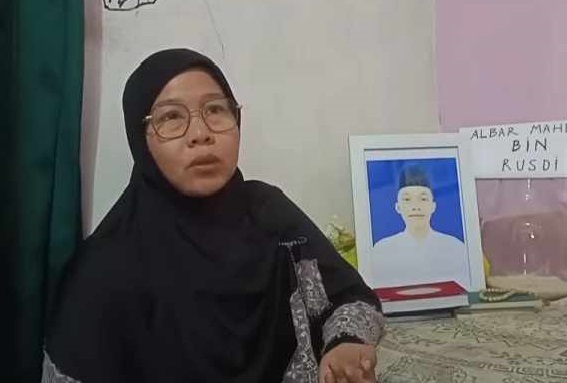 Ibunda almarhum Albar Mahdi, Siti Soimah (Foto / Istimewa)