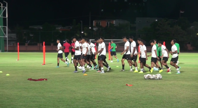 Latihan Timnas U-19 jelang pertandingan melawan Timor Lestle (Foto / Istimewa)