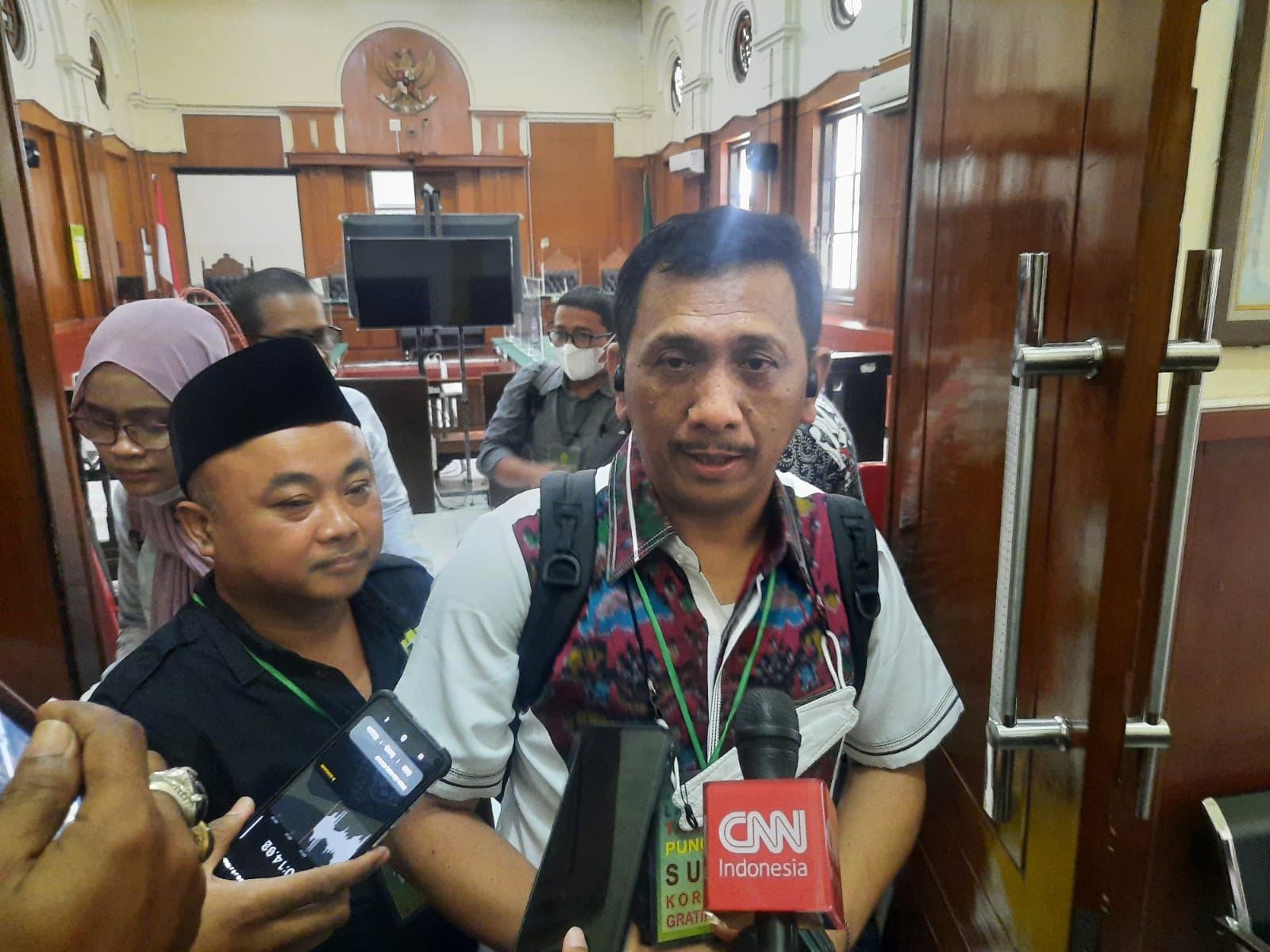 Ketua Tim Kuasa Hukum MSAT, Gede Pasek Suardika saat diwawancara usai sidang (Foto / Istimewa)