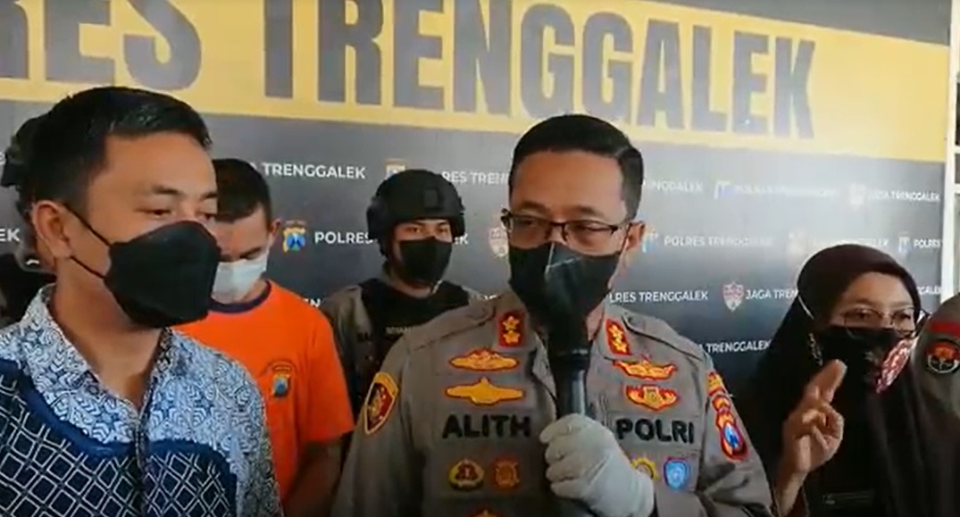 Polres Trenggalek Tangkap Sindikat Pembobol Konter HP Antar Provinsi