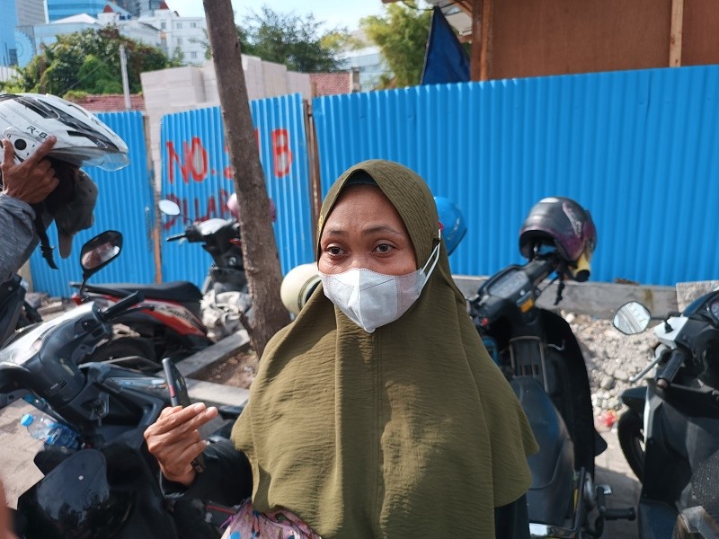 Jessy Citra Ceria, istri Slamet, usai menemui Hotman Paris di acara 911 Pengais Keadilan di W Superclub di Jalan Basuki Rahmat, Surabaya, Sabtu, 24 September 2022. (Medcom.id/Amal)