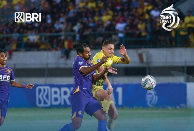 Duel Persik vs Barito/lib