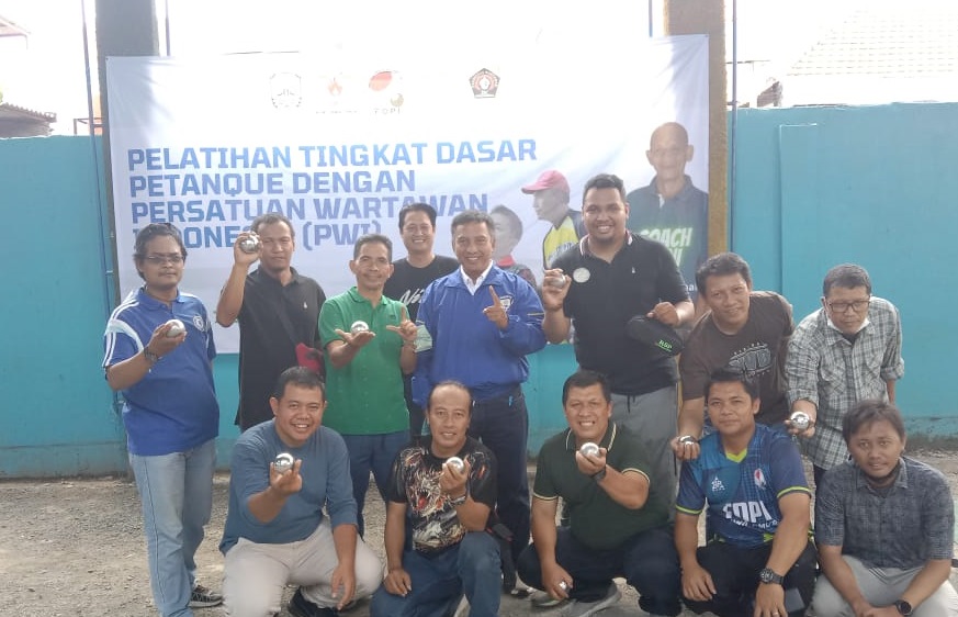Gagas Liga Piala Gubernur Jatim, FOPI Ajak Wartawan Olahraga Main Petanque