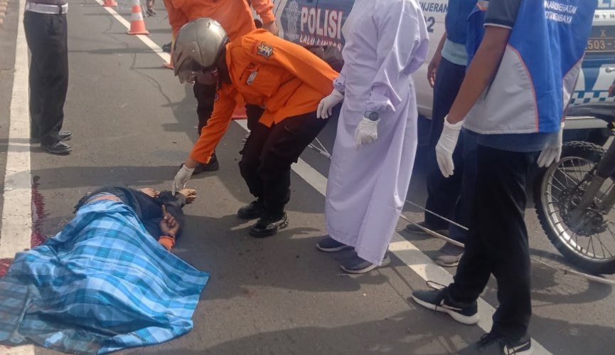 Kasihan, Tukang Sapu Jembatan Suramadu Tewas Ditabrak