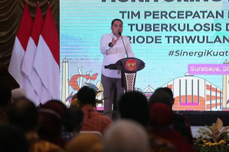 Wali Kota Eri Cahyadi saat menyampaikan sambutan tentang penanganan TBC di Surabaya. ANTARA/HO-Diskominfo Surabaya.