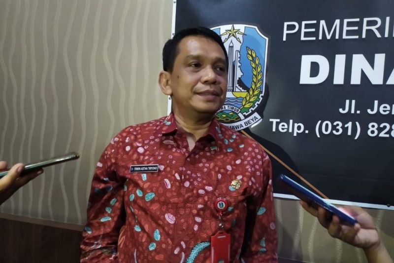 Kepala Dinas Kesehatan Jatim, dr Erwin Astha Triyono, Sp.PD. (FOTO ANTARA/Willy Irawan)