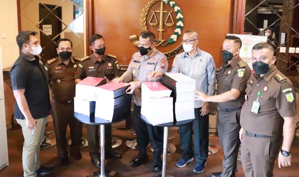 Kejati Jatim Terima Berkas Perkara Tragedi Kanjuruhan