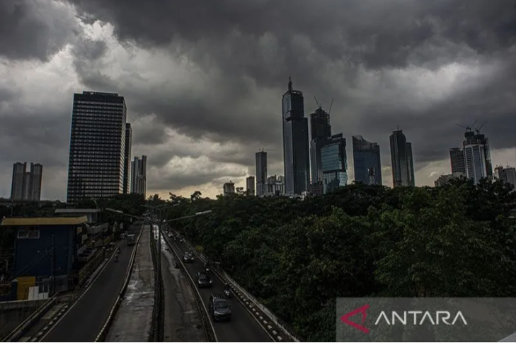 BMKG Prakirakan Hujan Lebat Turun di Beberapa Kota Besar Indonesia