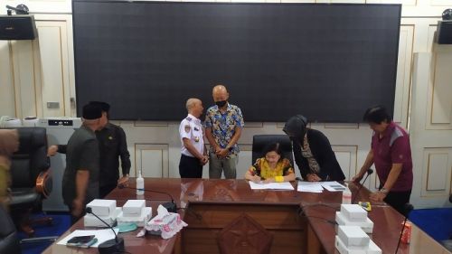 Penandatanganan akta jual beli antara Pemkot Malang dengan pemilik tanah dan bangunan itu dilakukan di Balai Kota Malang, pada Selasa 1 November 2022 lalu.