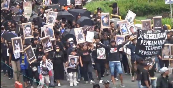 Pengusutan Tragedi Kanjuruhan, Survei Indikator: Masyarakat Tak Percaya Polisi