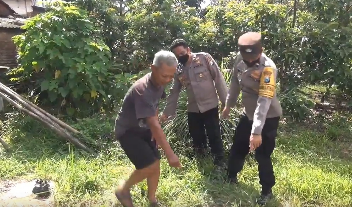 Bayi Perempuan Dibuang di Lahan Kosong Lumbungsari Malang