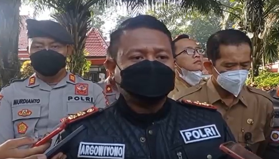 Uang dan Perhiasan Ratusan Juta Dirampok, Begini Kondisi Wali Kota Blitar dan Istrinya!