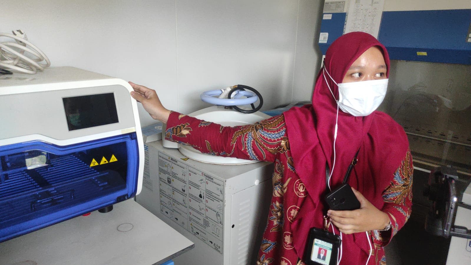 Unusa menerima hibah laboratorium PCR Kontainer senilai Rp 1,7 miliar (Foto / hum)