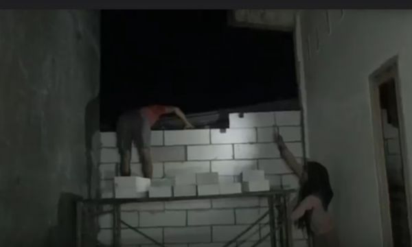 Jalan Ditembok Tetangga, Warga Tulungagung Terkurung 10 Jam