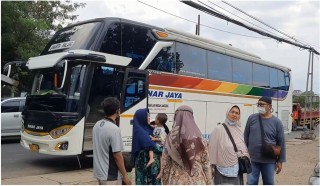 Libur Nataru, Tarif Bus Tujuan Jatim Naik 30%