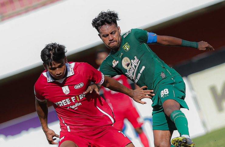 Persebaya Lawan Persis Berakhir Imbang, Ernando Gemilang!