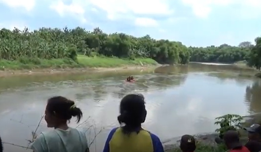 Santri di Ngawi Tenggelam di Sungai Bengawan Solo