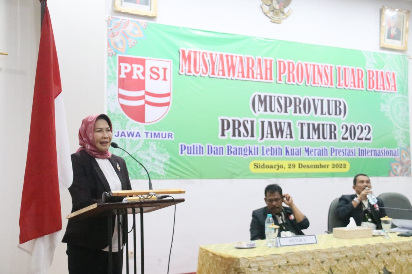  Dewanti Rumpoko usai terpilih sebagau Ketua Umum Pengprov Persatuan Renang Seluruh Indonesia (PRSI) Jawa Timur/ist